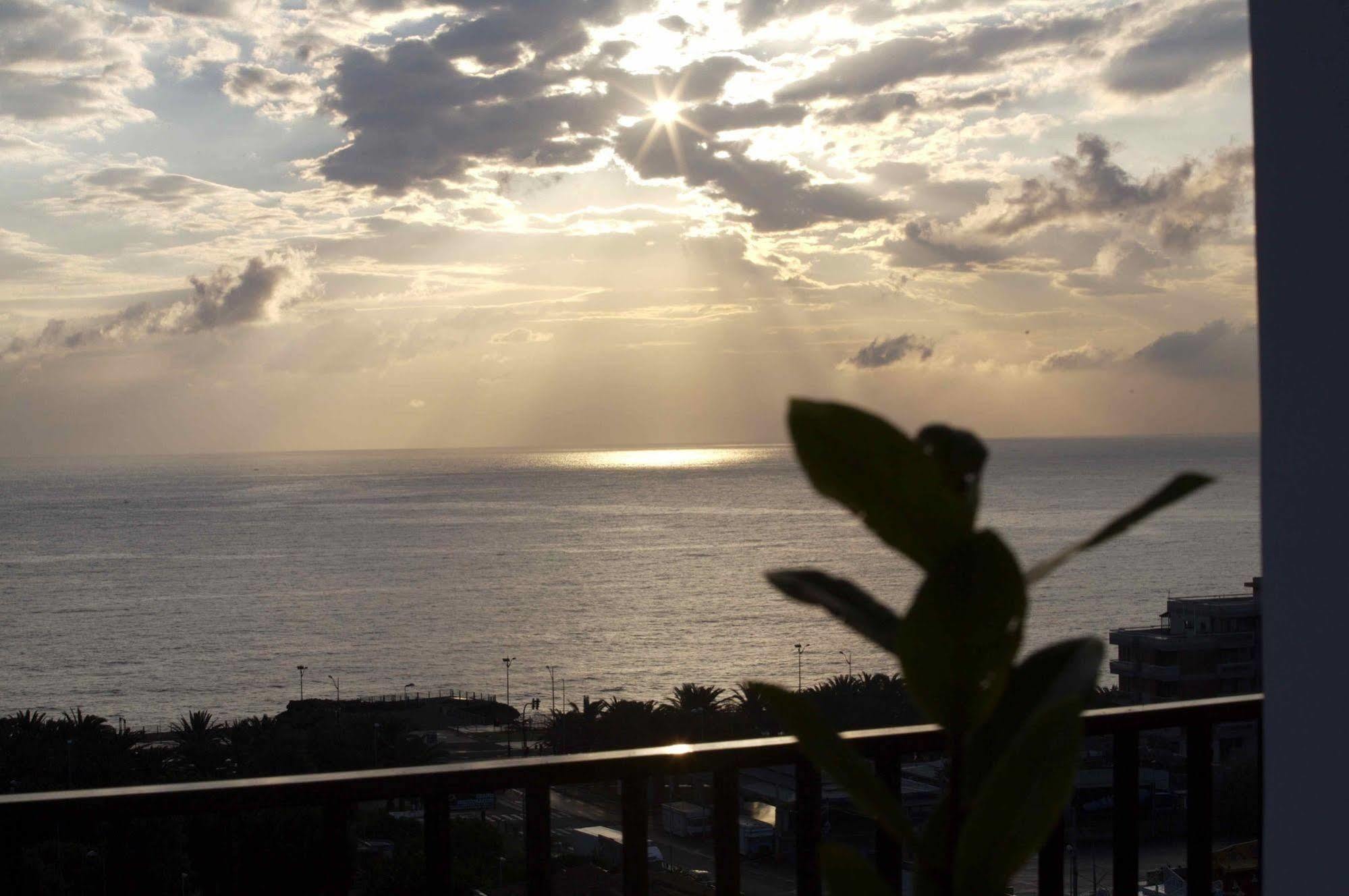 كاتانيا B&B Lognina Lungomare المظهر الخارجي الصورة