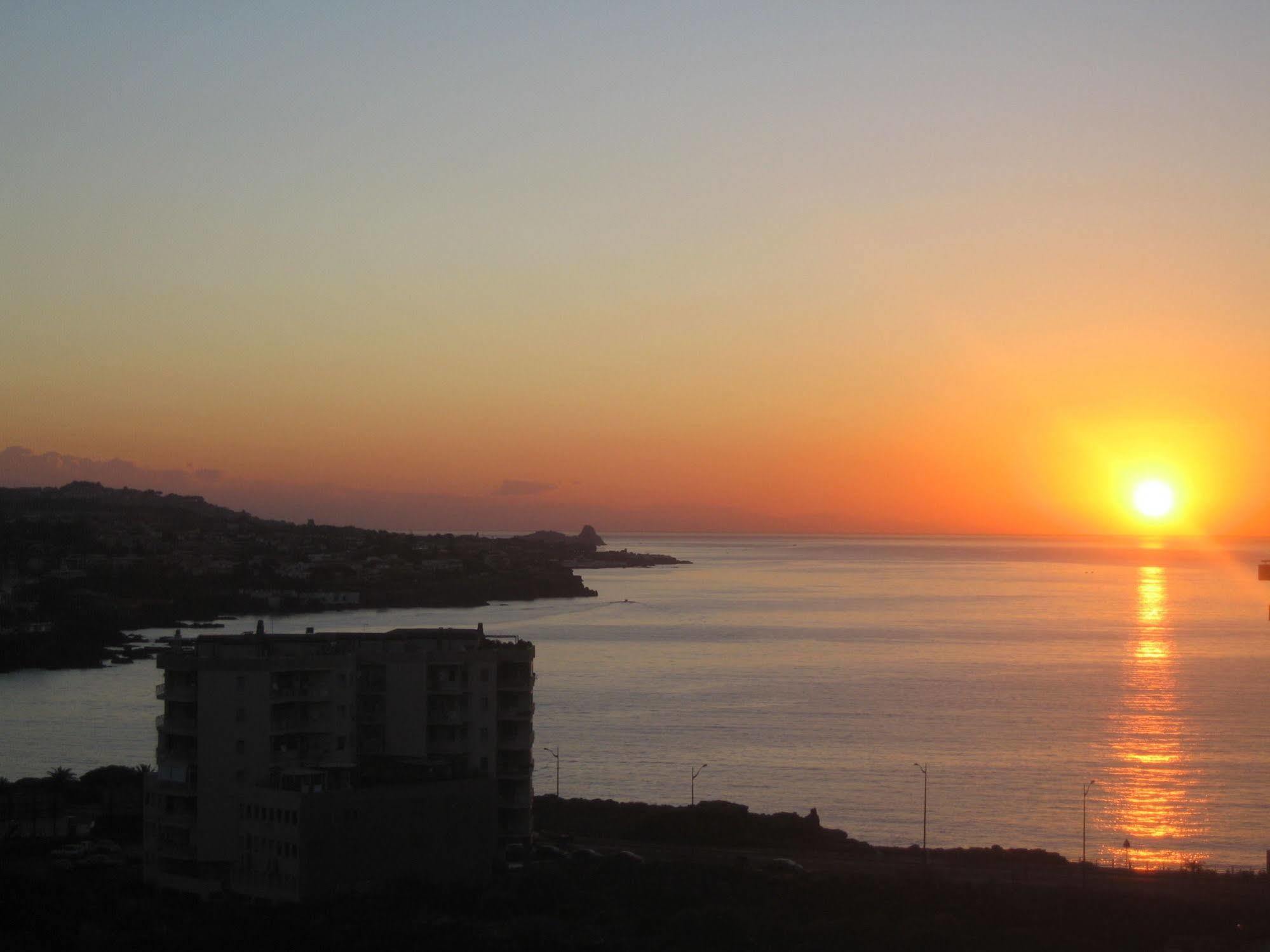 كاتانيا B&B Lognina Lungomare المظهر الخارجي الصورة